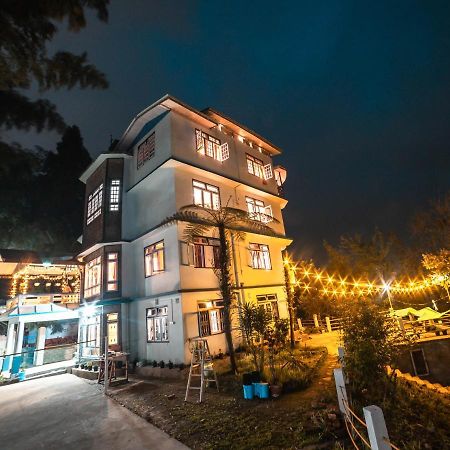 Tag Along 2 0 Hostel Гангток Экстерьер фото