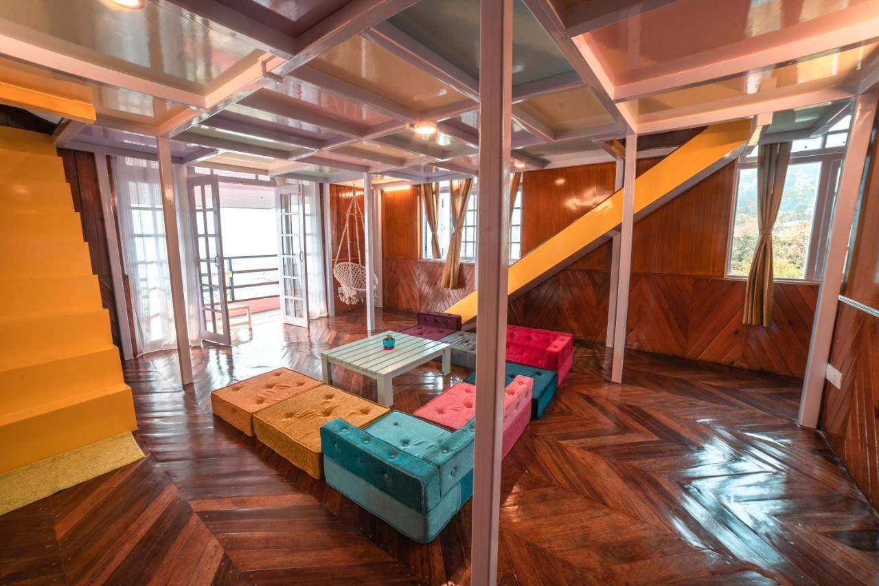 Tag Along 2 0 Hostel Гангток Экстерьер фото
