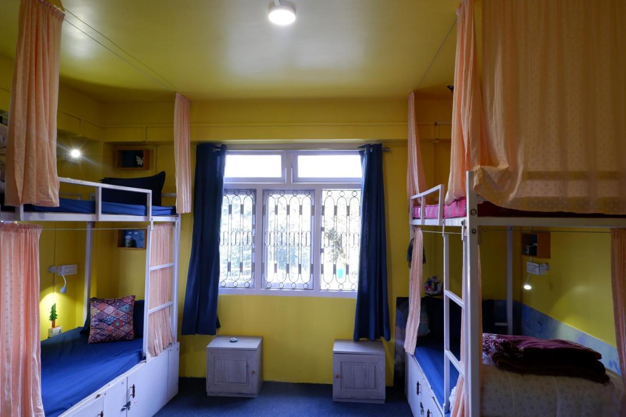 Tag Along 2 0 Hostel Гангток Экстерьер фото